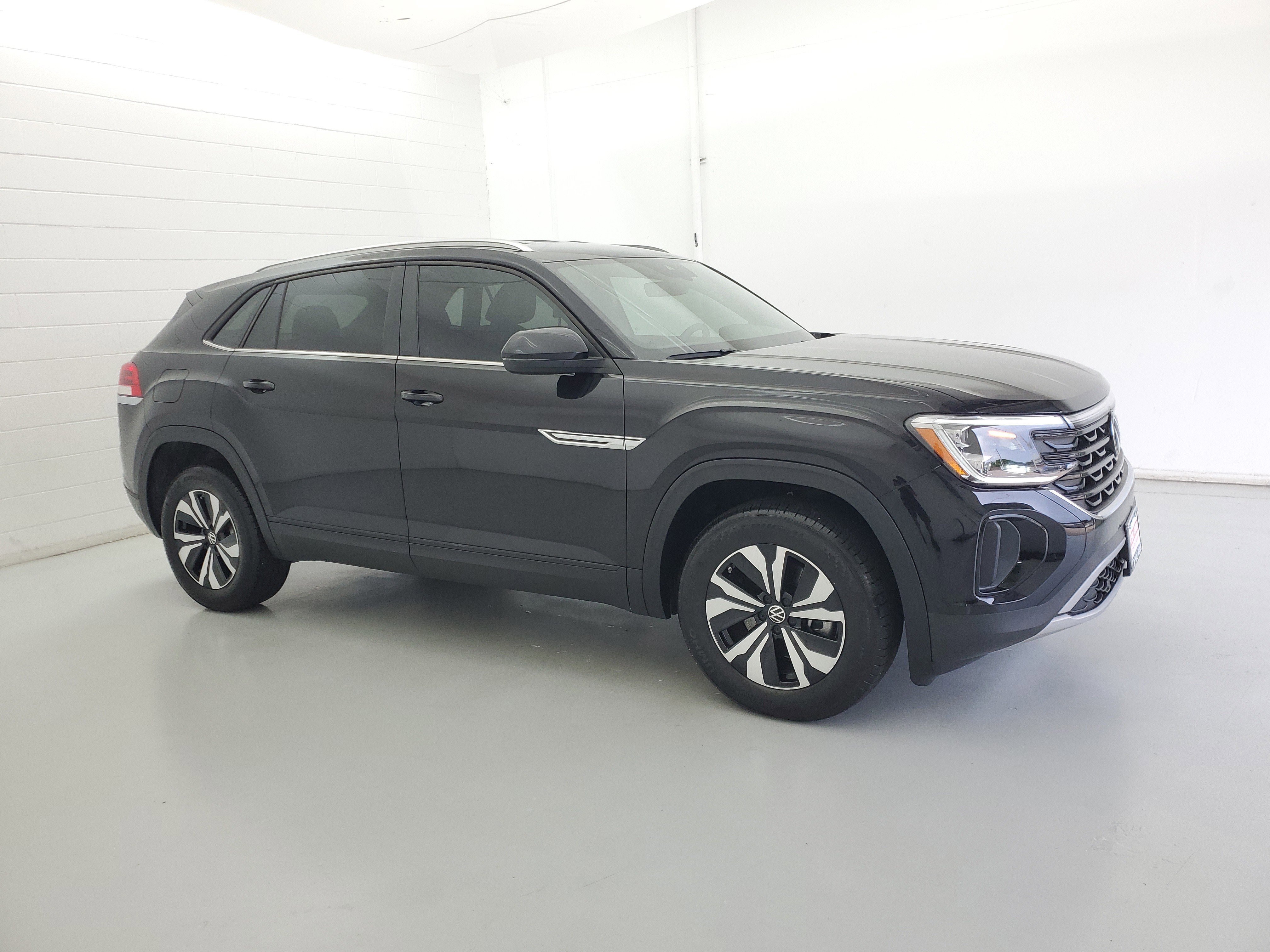 2026 Volkswagen Atlas Cross Sport SE - Photo 4