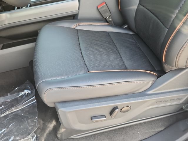 New 2026 Glacier Gray Metallic Tri-Coat Ford F-250® Lariat® image 8