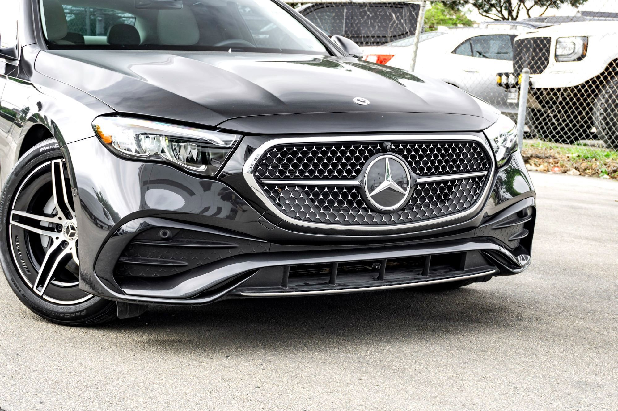 Used 2025 Graphite Mercedes-Benz E 350 image 3