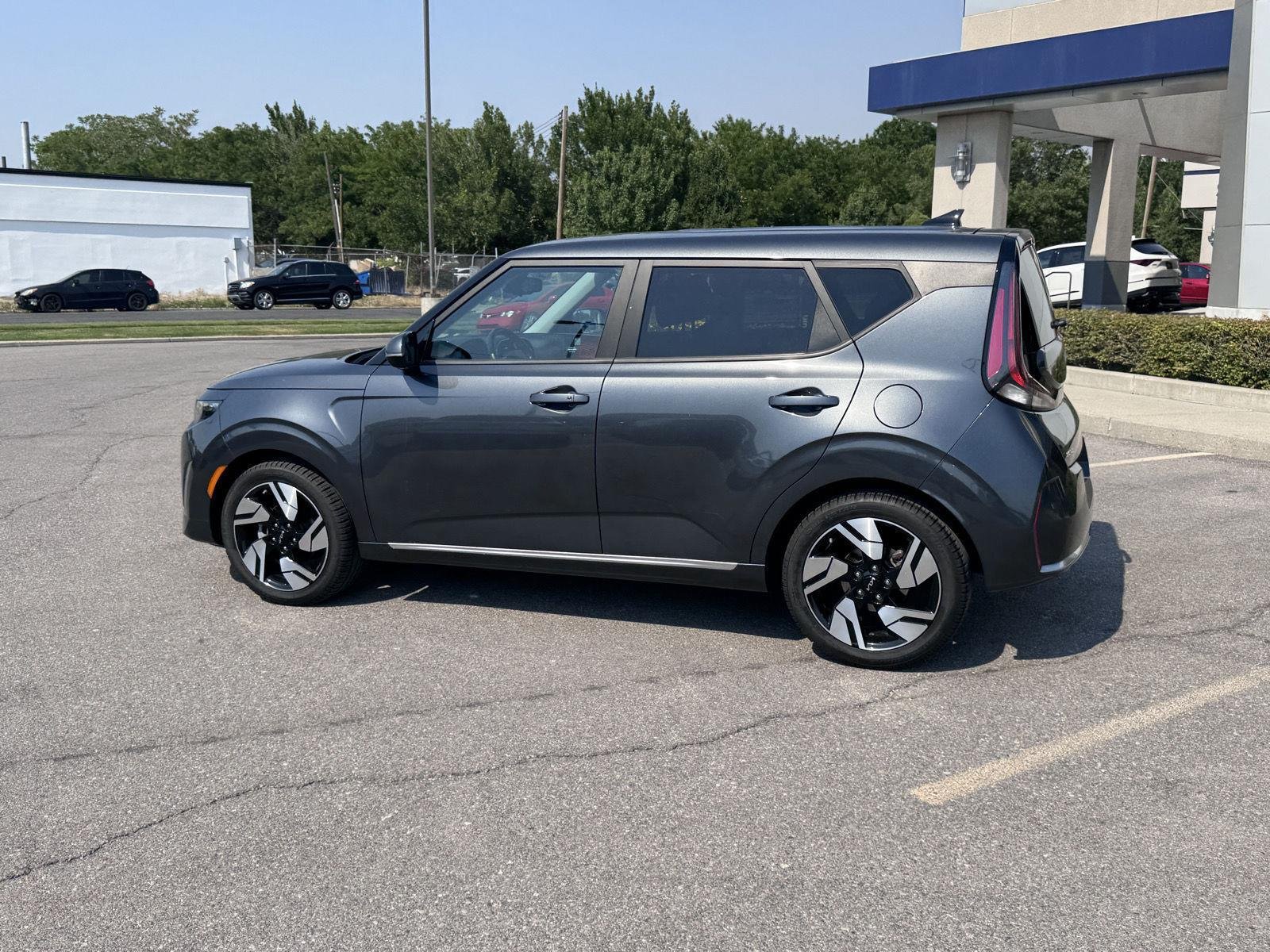 Used 2023 Gravity Gray Kia GT-Line image 3