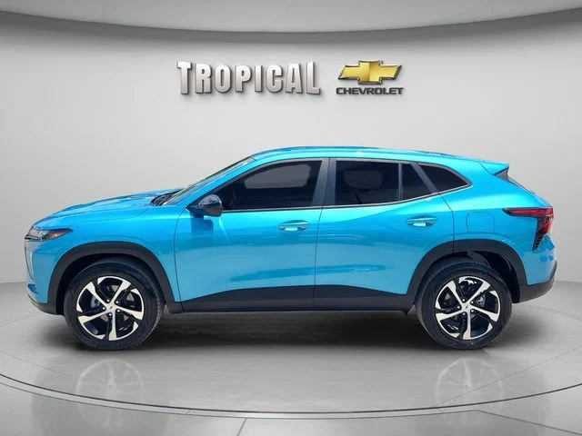 Used 2025 Marina Blue Metallic Chevrolet 1RS image 2