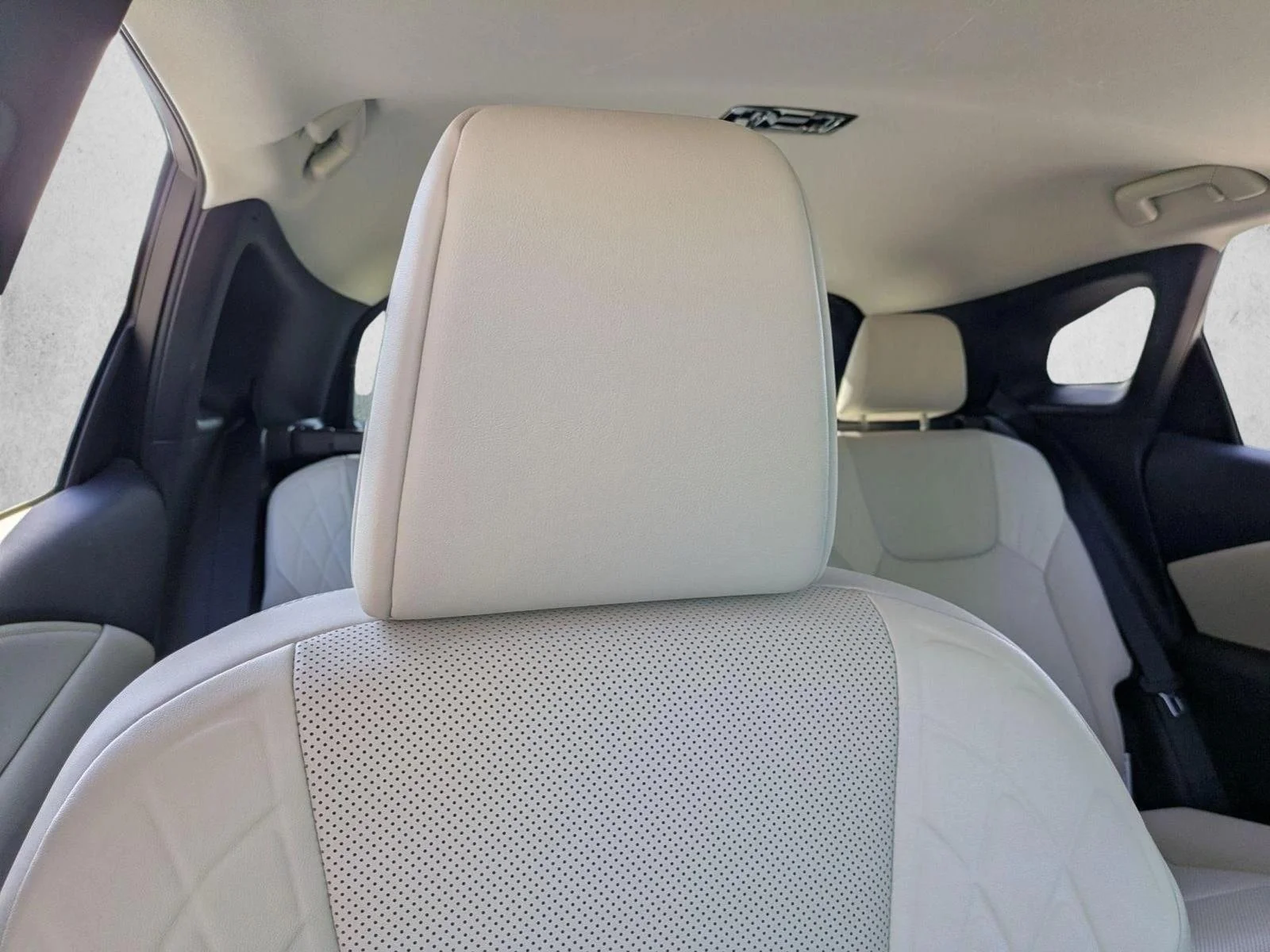 Used 2023 Nebula Gray Pearl Lexus RX 350h Premium image 15