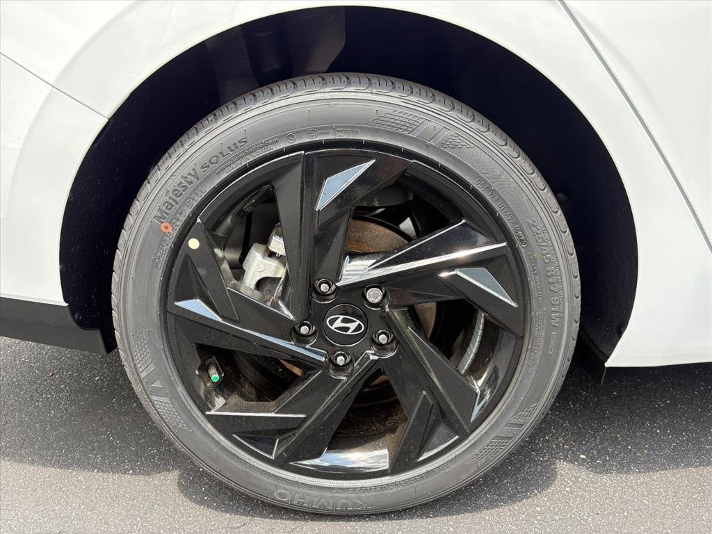 New 2026 Serenity White Pearl Hyundai SEL Sport image 30