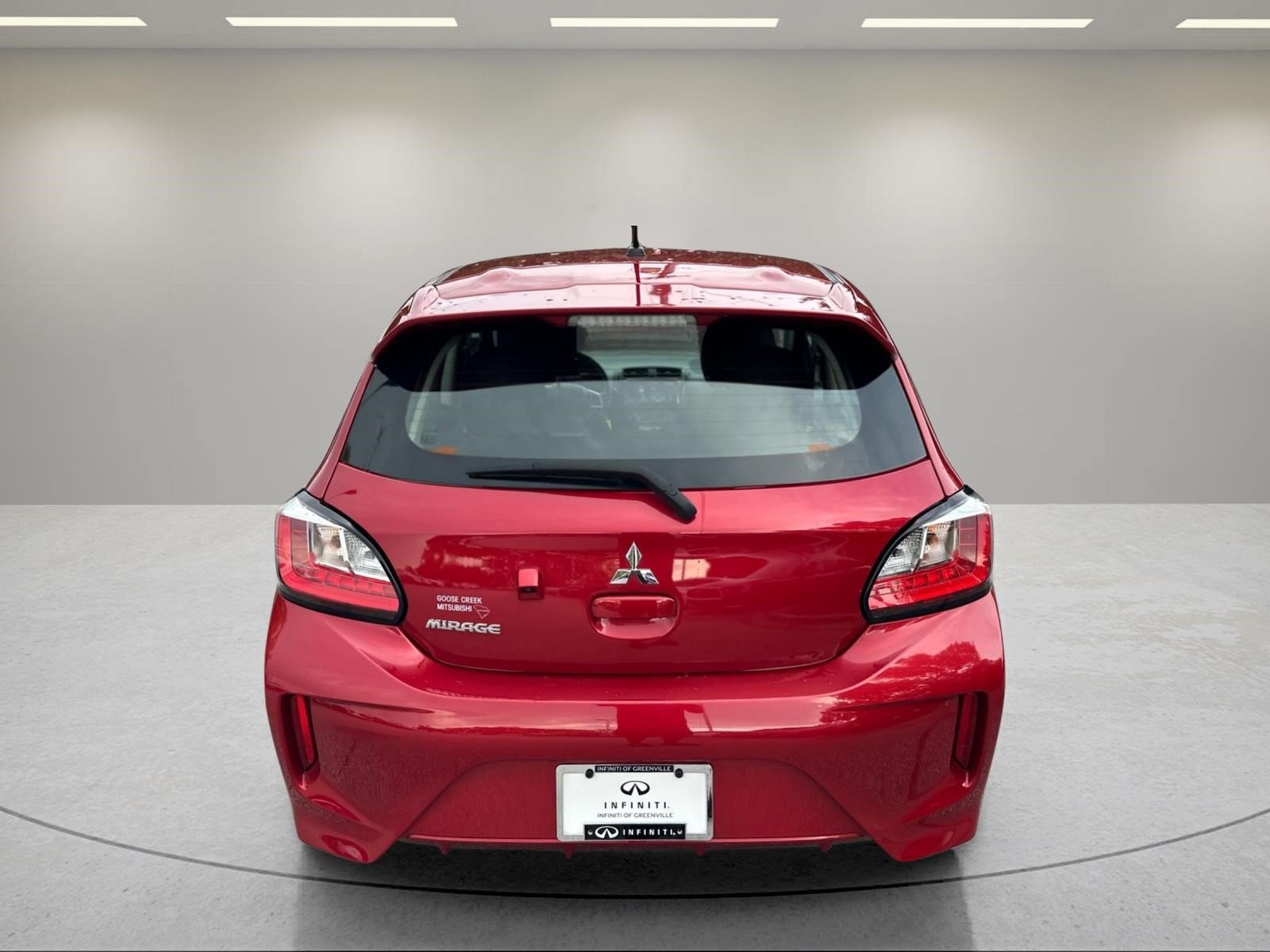 Used 2024 Wine Red Mitsubishi ES image 4