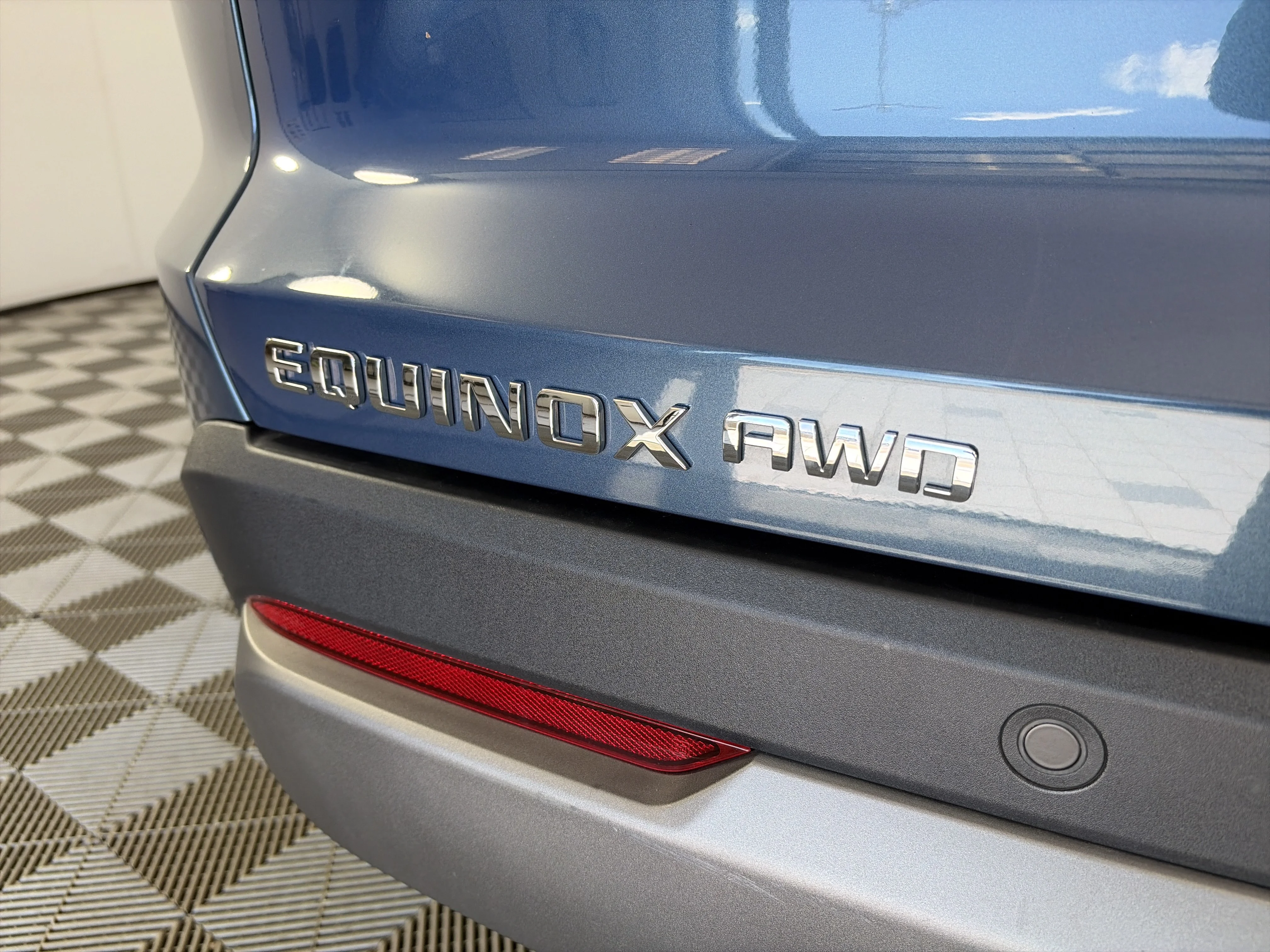 2025 Chevrolet Equinox LT - Photo 15