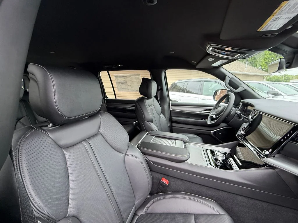 New 2026 Blue Jeep Limited Altitude image 10