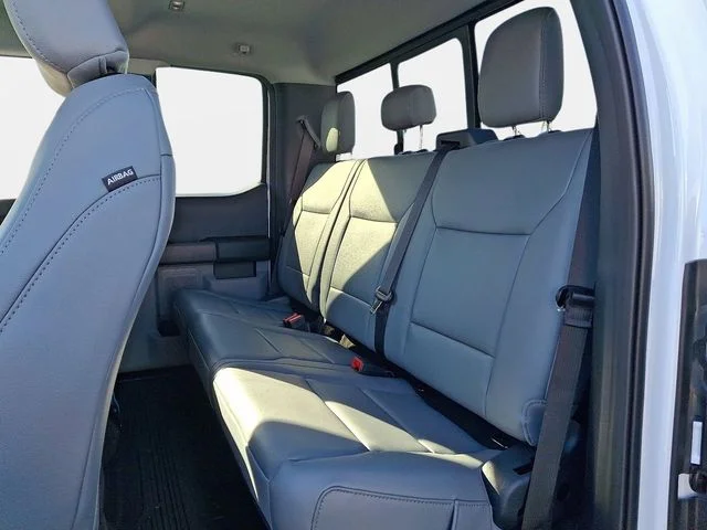 New 2026 Oxford White Ford XL image 7