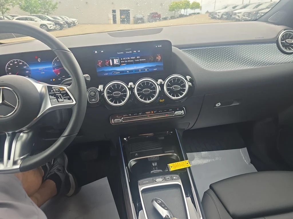 Used 2025 Black Mercedes-Benz GLA 250 image 20
