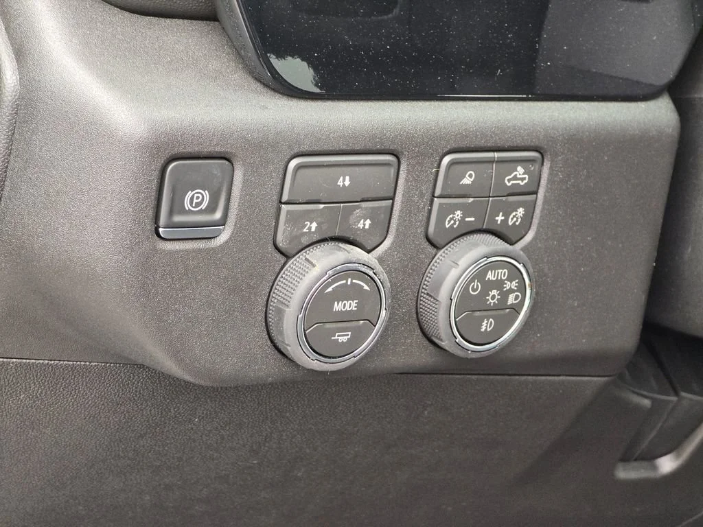 2026 Chevrolet Silverado 3500 HD LT - Photo 32