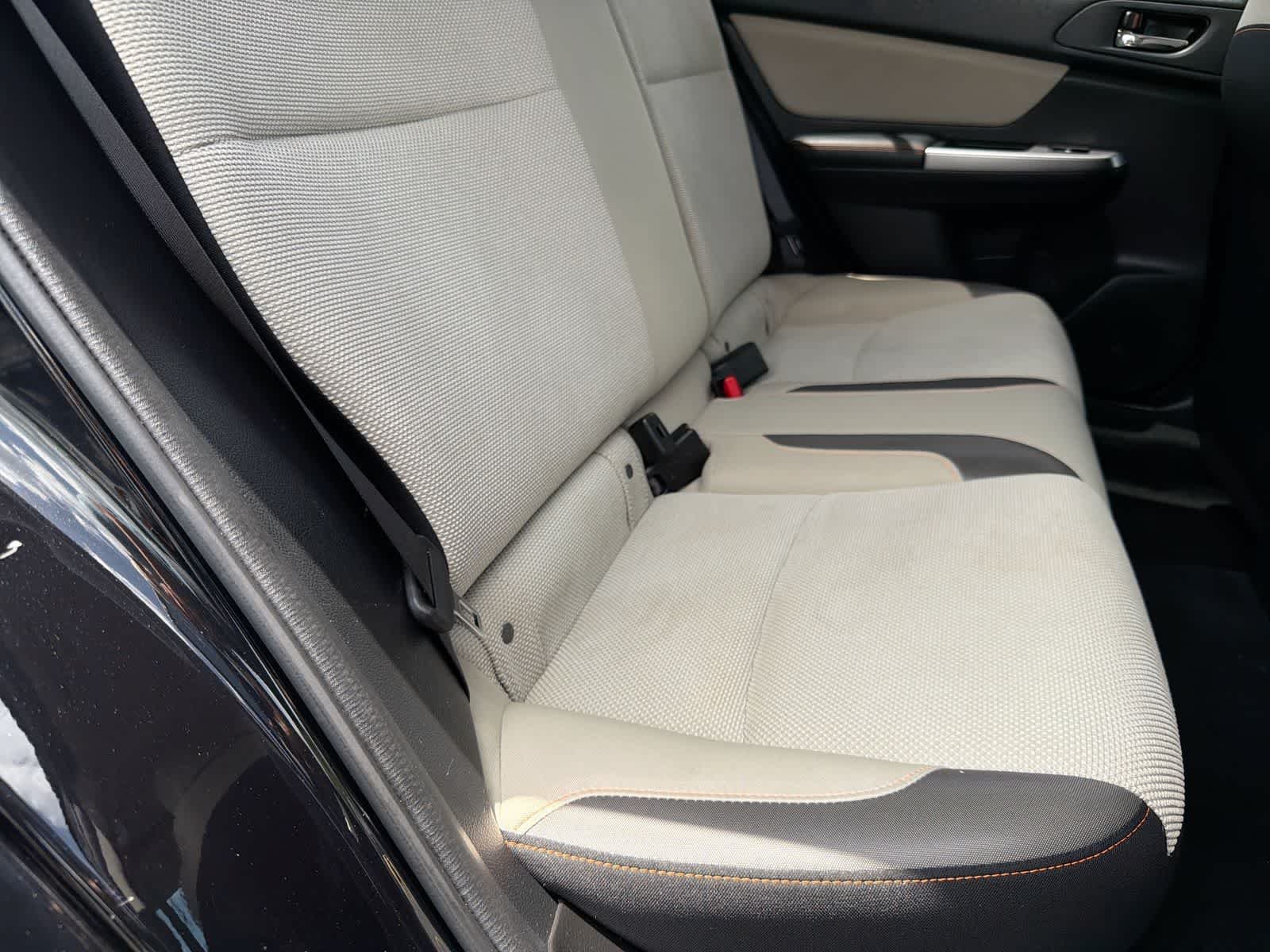 Used 2016 Crystal Black Silica Subaru Premium image 21