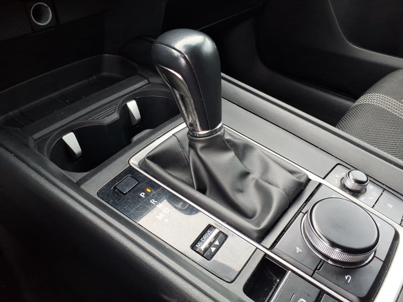 Used 2025 Wind Chill Pearl Mazda 2.5 S Preferred Package image 8