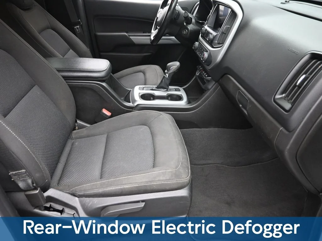 Used 2022 White Chevrolet LT image 10