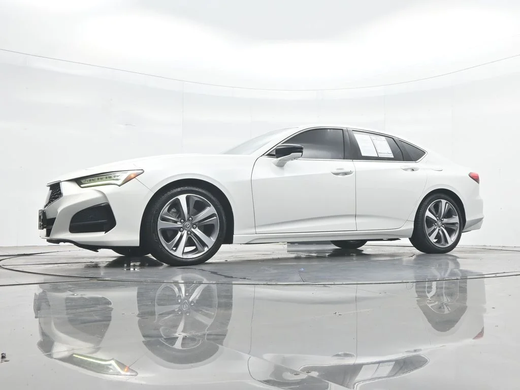 Used 2021 White Acura Advance image 39