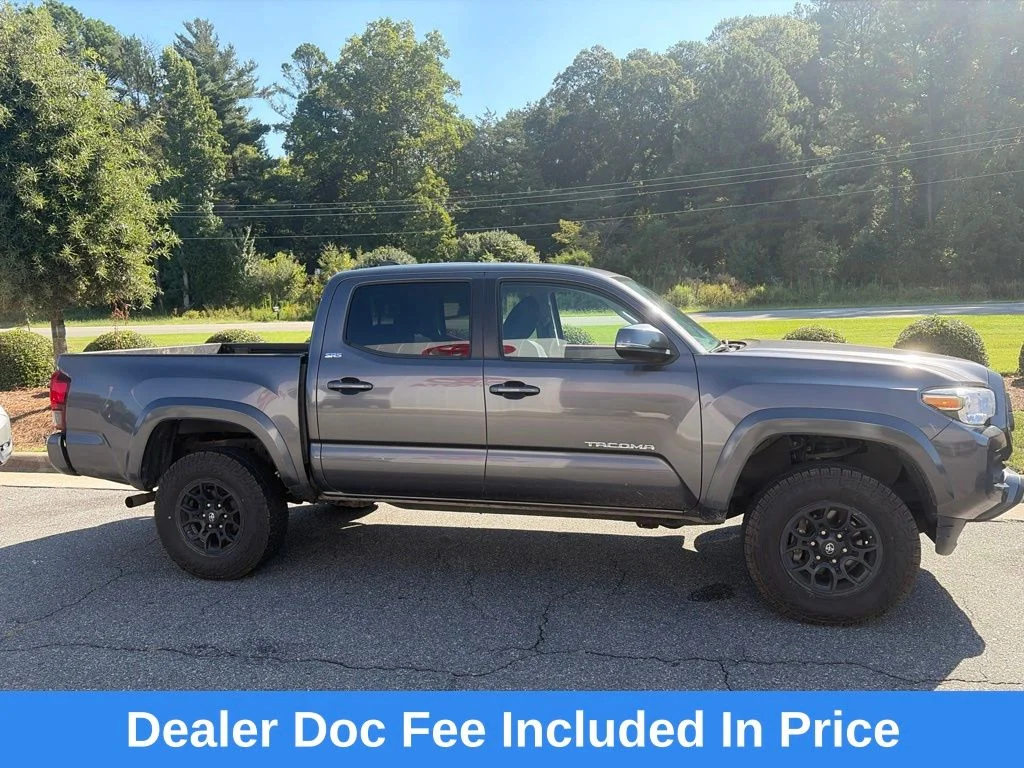 Used 2022 Gray Toyota SR5 image 1