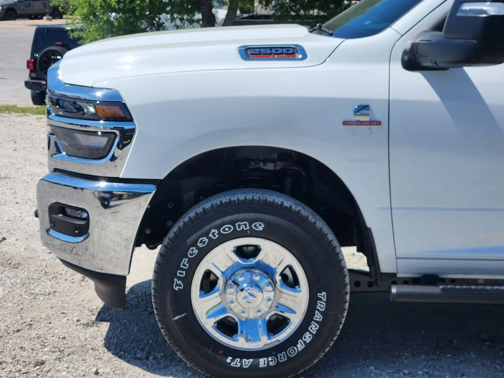 New 2026 Bright White Clear-Coat Exterior Paint RAM Tradesman image 6