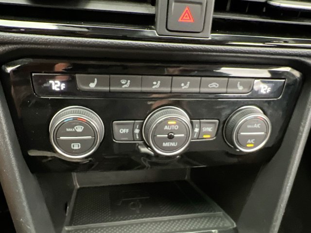 2024 Volkswagen Taos SE - Photo 25