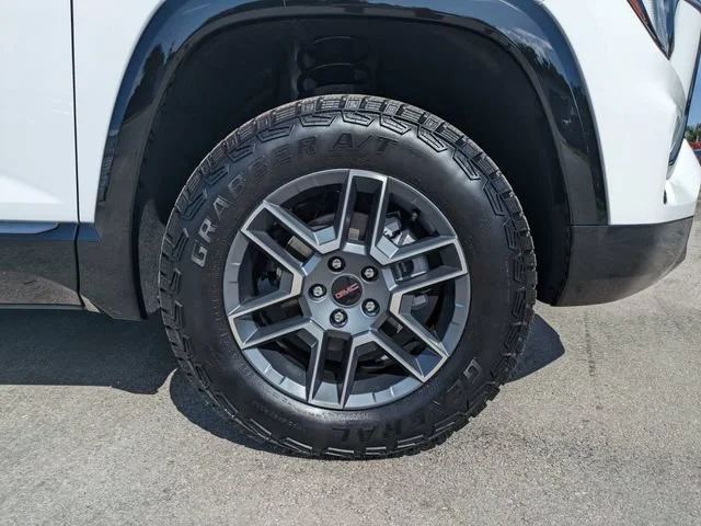 2026 GMC Terrain AT4 - Photo 11