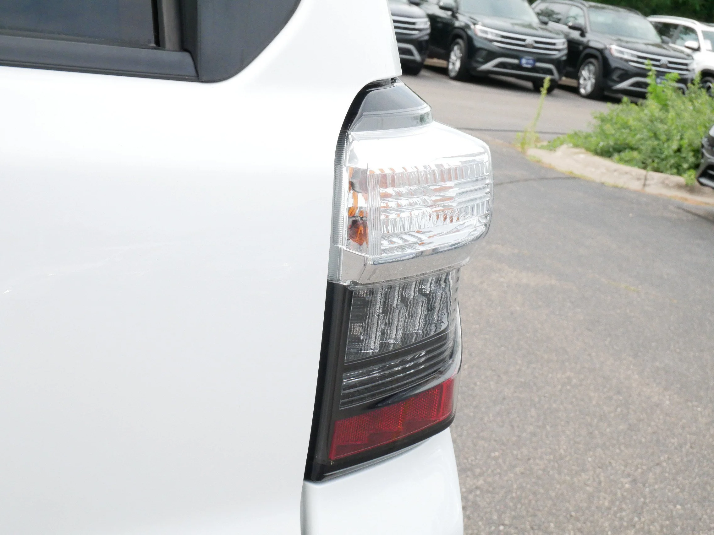 Used 2019 Super White Toyota TRD Off Road Premium image 17