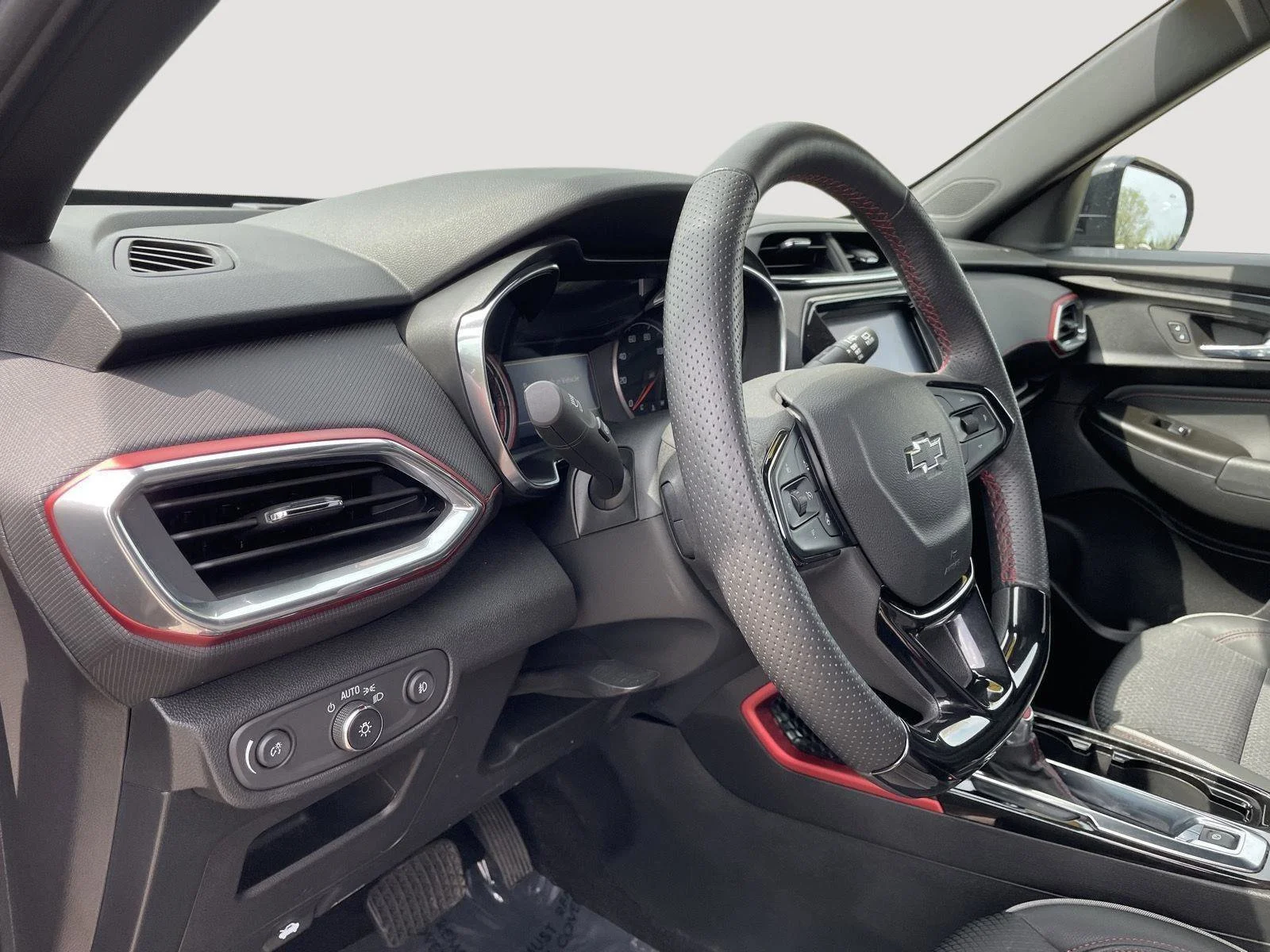 Used 2022 Crimson Metallic Chevrolet RS image 20
