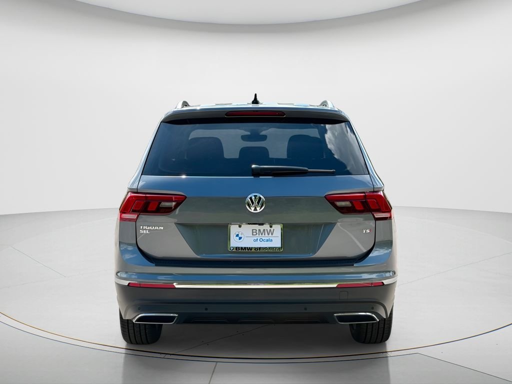 Used 2021 Gray Volkswagen 2.0T SEL image 6