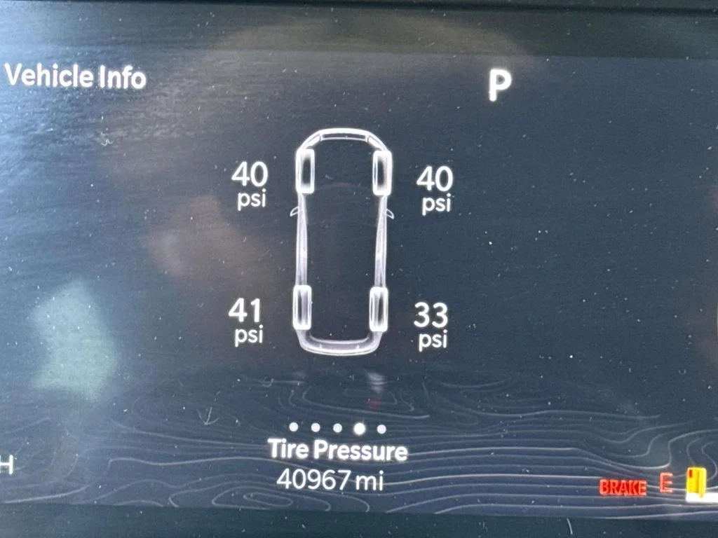 Used 2023 Gray Jeep Overland image 29