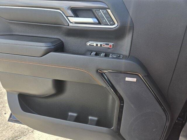 Used 2022 Titanium Rush Metallic GMC AT4 image 23