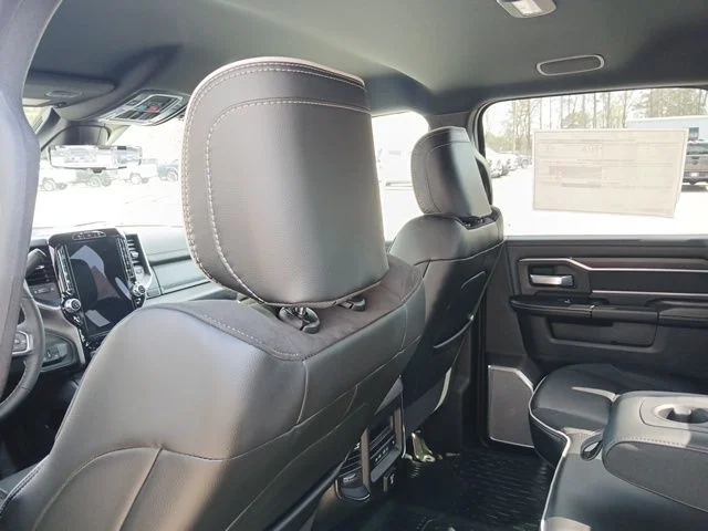 New 2026 Granite Crystal Metallic Clear-Coat Exterior Paint RAM Laramie image 11