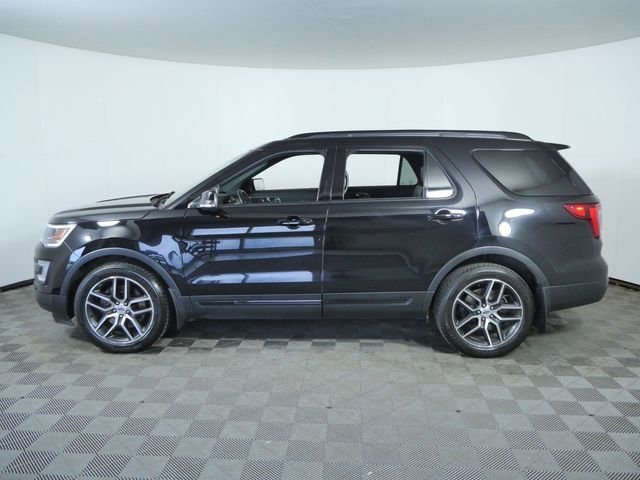 Used 2016 Black Ford Sport image 6