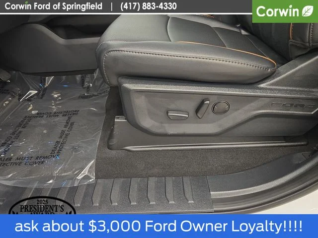 New 2026 Oxford White Ford F-350® Lariat® image 40