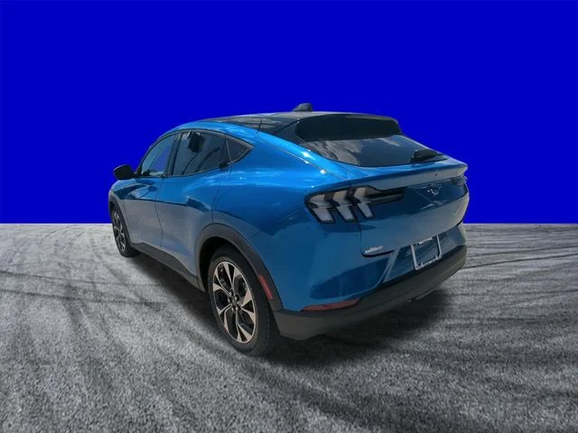 New 2026 Velocity Blue Metallic Ford Select image 6