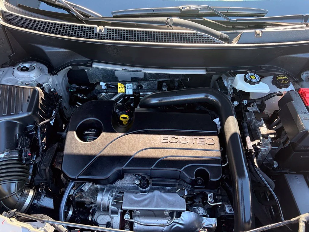 Used 2026 Riverstone Metallic GMC Elevation image 13