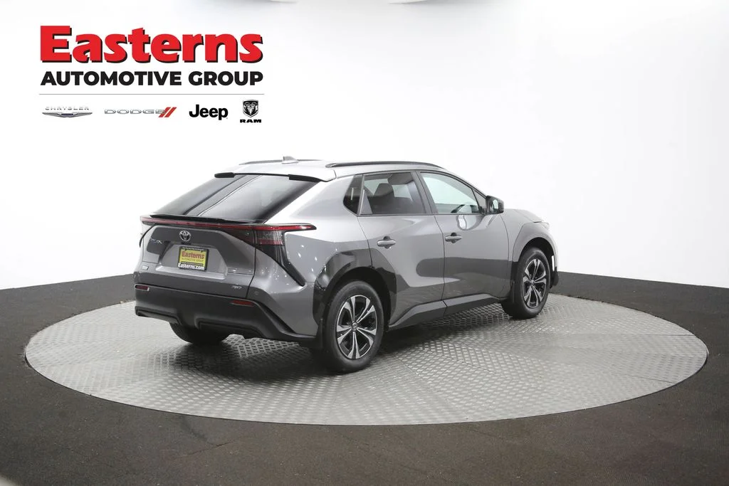 Used 2023 Gray Toyota XLE image 39