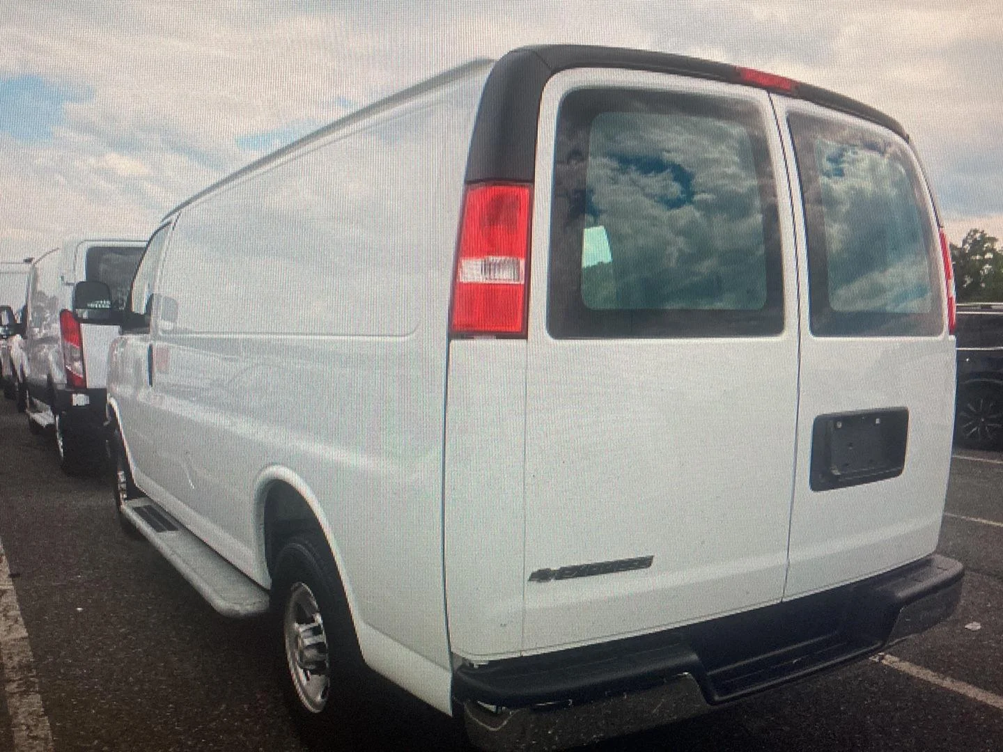 Used 2025 Summit White Chevrolet Cargo Van image 7