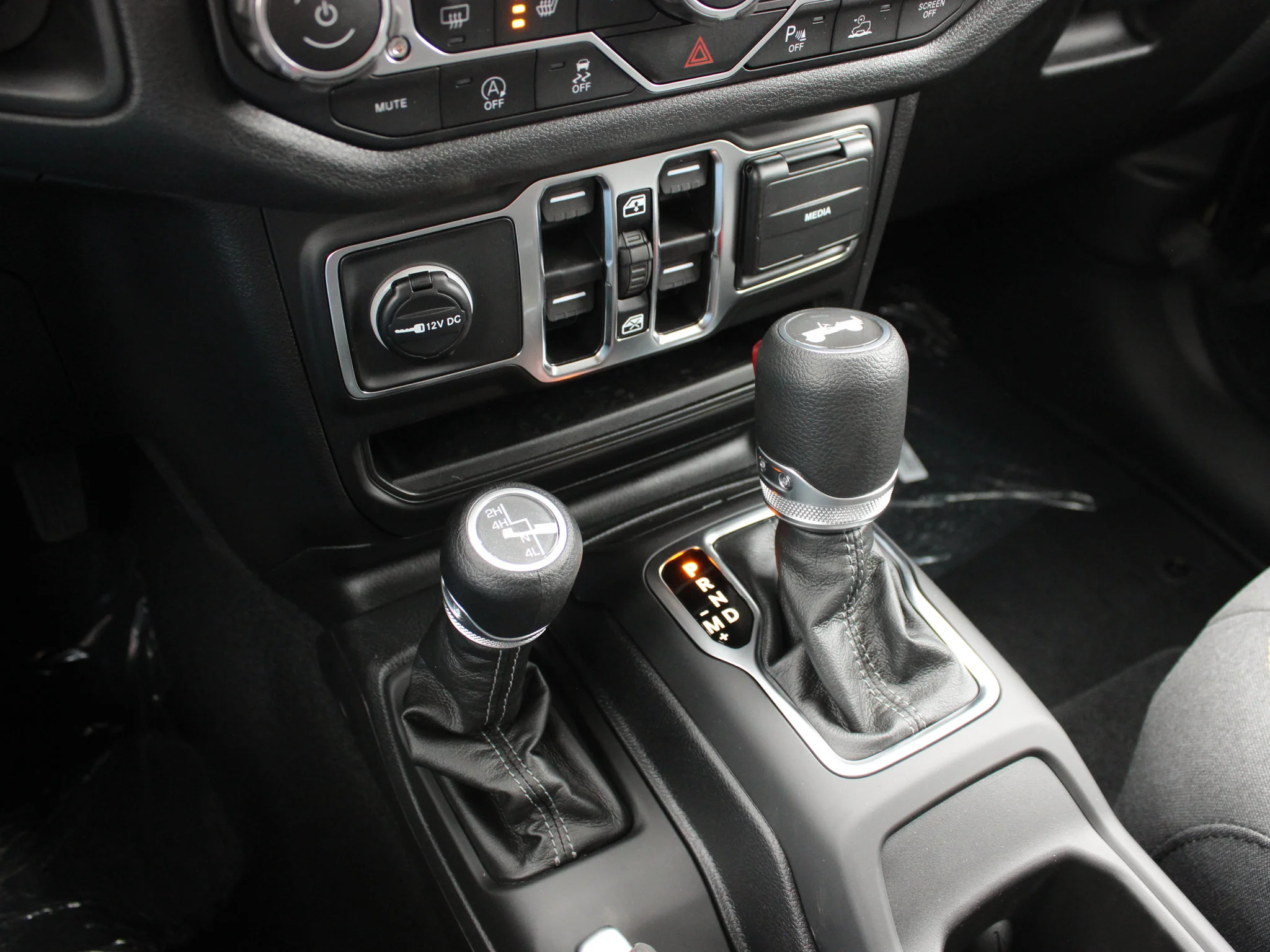 Used 2025 Black Jeep Sport S* 4 Door 4x4, Safety Group, Heated Seats, Remote Start image 20