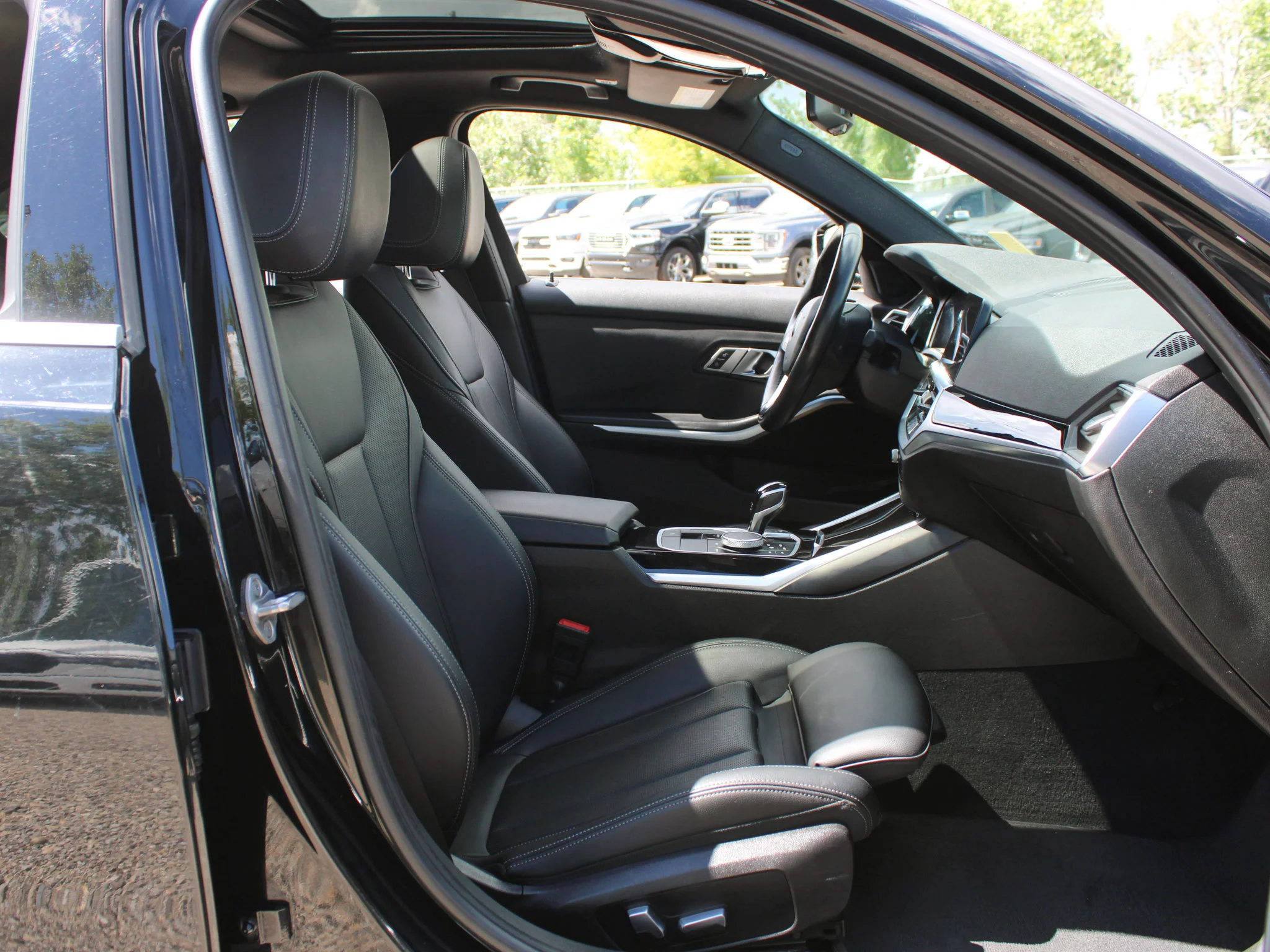 Certified Used 2022 Black BMW 330i xDrive*No Accidents | Heated Leather | Backup Camera | Nav | 255 HP | Apple CarPlay | AWD image 21