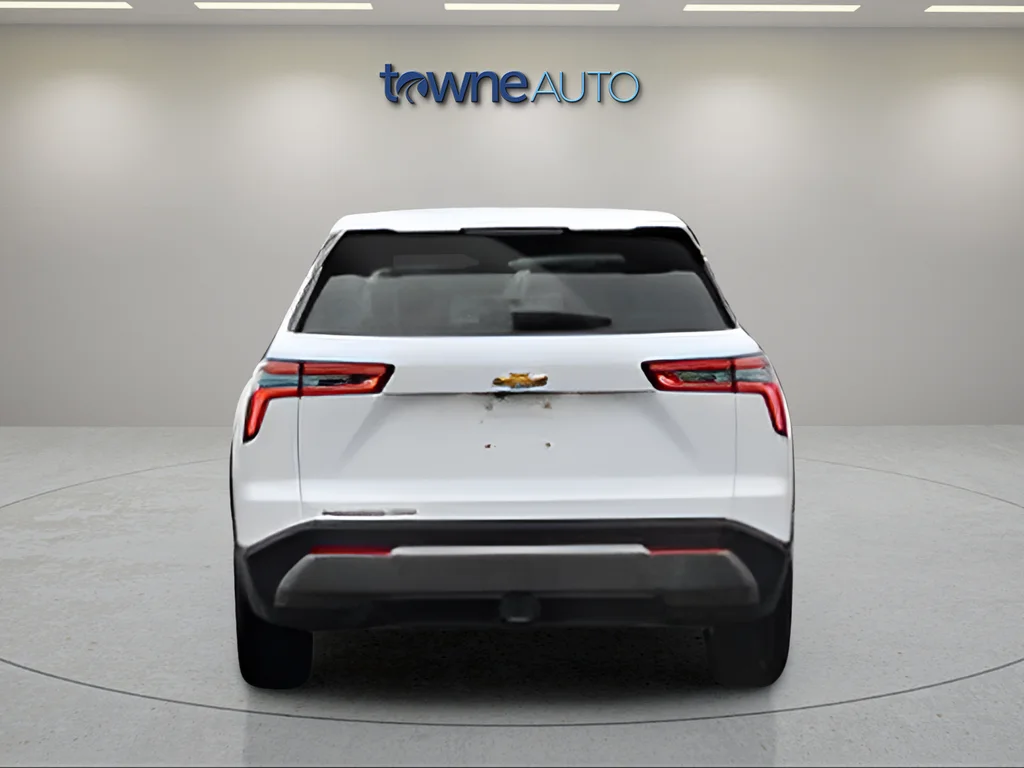 Used 2026 White Chevrolet LT image 6