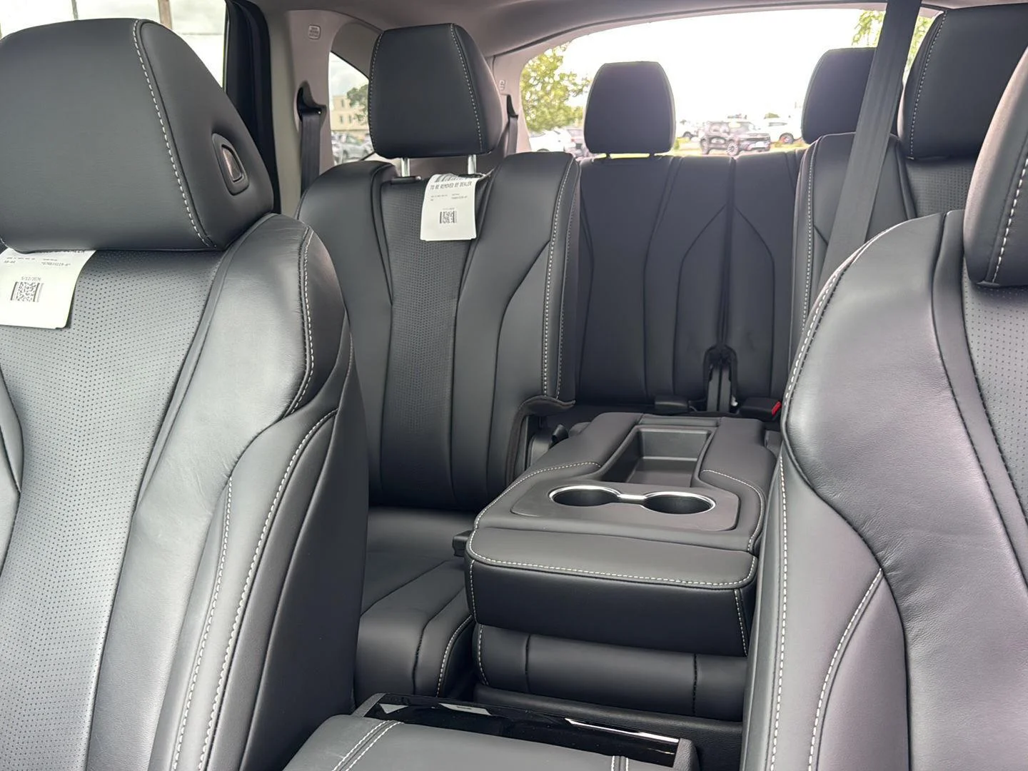 New 2026 Platinum White Pearl Acura w/Technology Package image 17