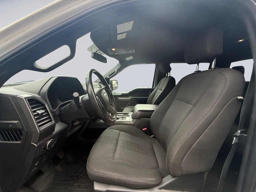 Used 2018  Ford XLT image 10