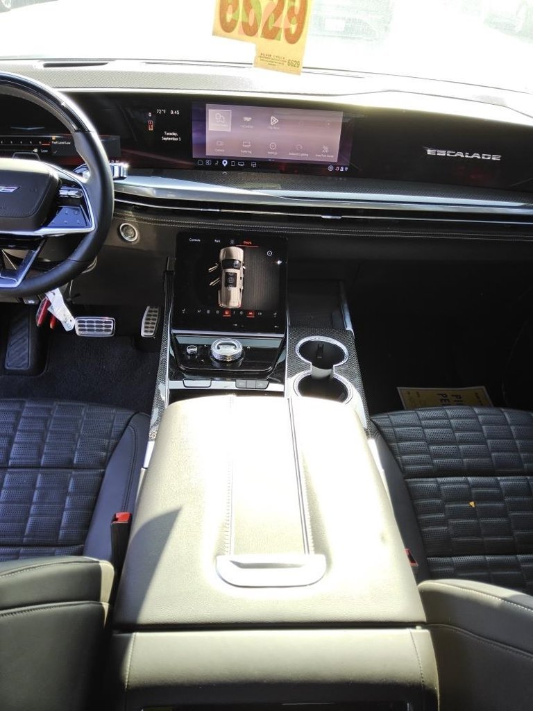 Used 2026 Black Raven Cadillac V-Series image 5