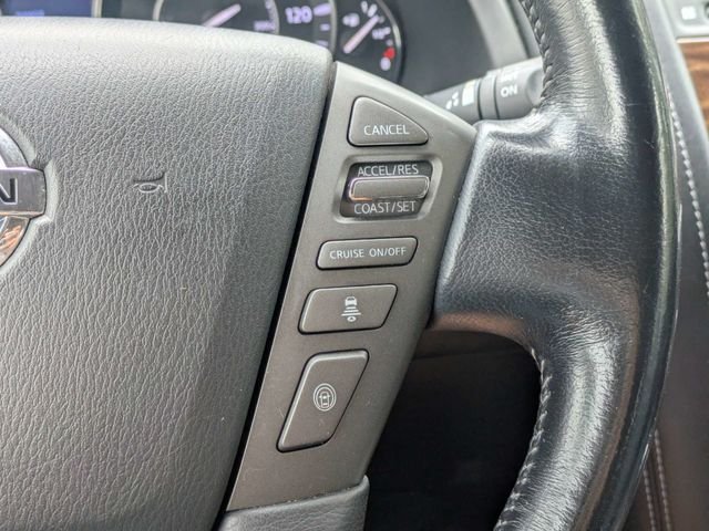 Used 2019 Black Nissan Platinum image 28