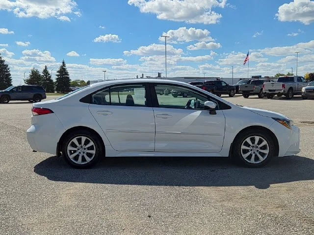 Certified Used 2022 White Toyota LE image 5