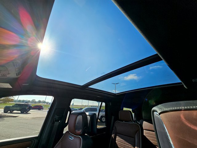 2024 GMC Yukon Denali Ultimate - Photo 42