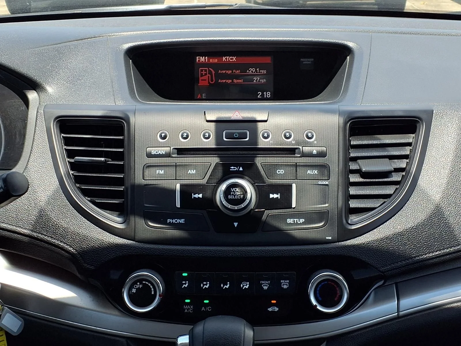 Used 2016 Gray Honda SE image 22