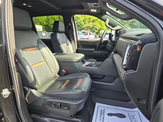 Used 2024 Onyx Black GMC AT4 image 23