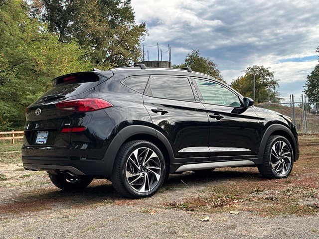 Used 2021 Black Noir Pearl Hyundai Sport image 9