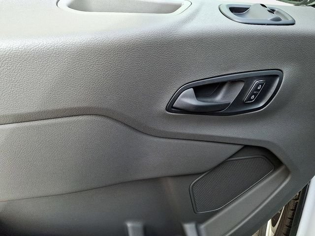 2025 Ford Transit Van Base - Photo 10