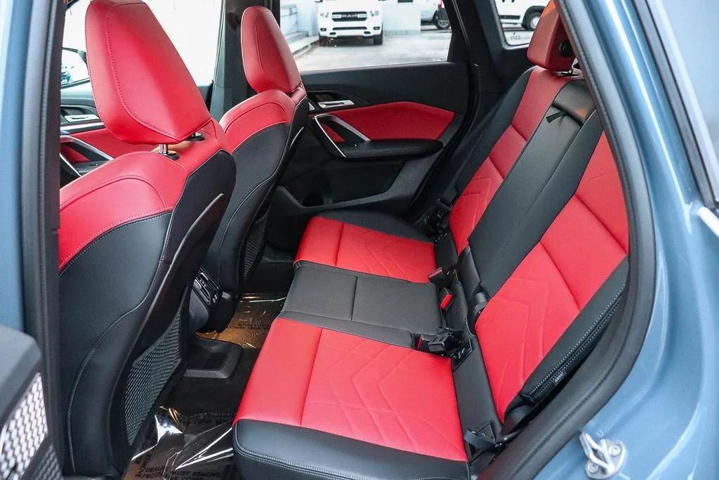Used 2024 Gray BMW M35i image 22