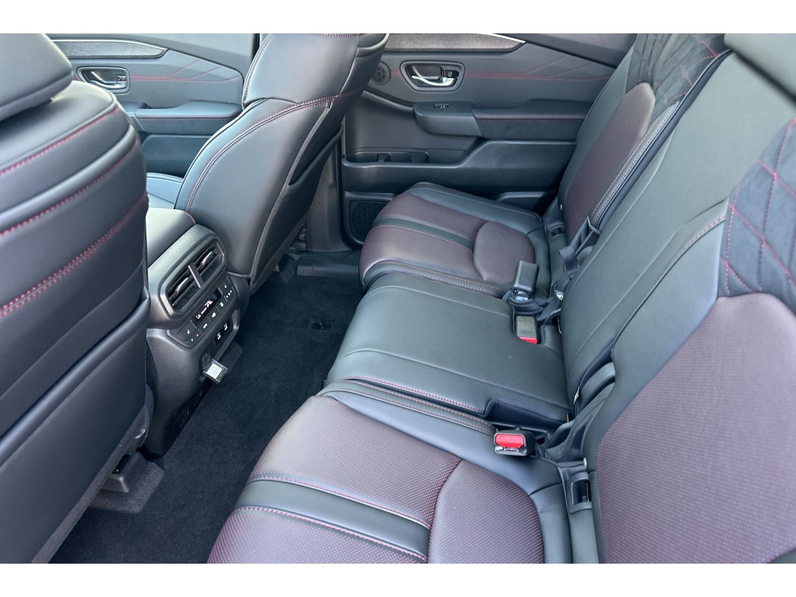 New 2026 Sonic Gray Pearl Honda Black Edition image 14