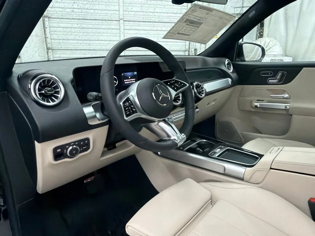 New 2026 Black Mercedes-Benz GLB 250 image 12