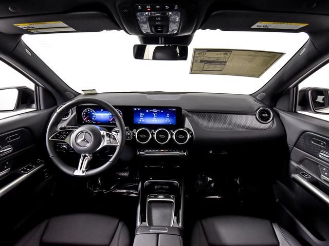 New 2026 Polar White Mercedes-Benz GLA 250 image 42